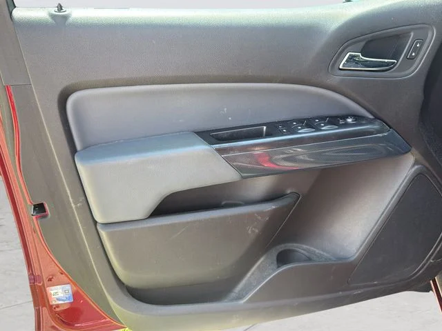 Used 2017 Red Chevrolet Z71 image 20