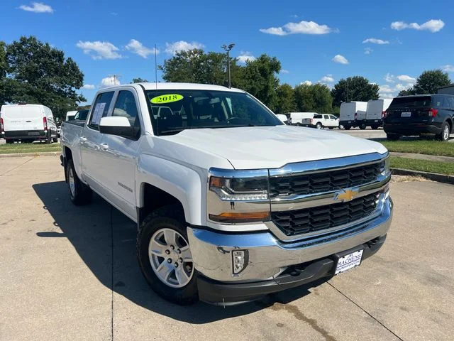 Used 2018 White Chevrolet LT image 11
