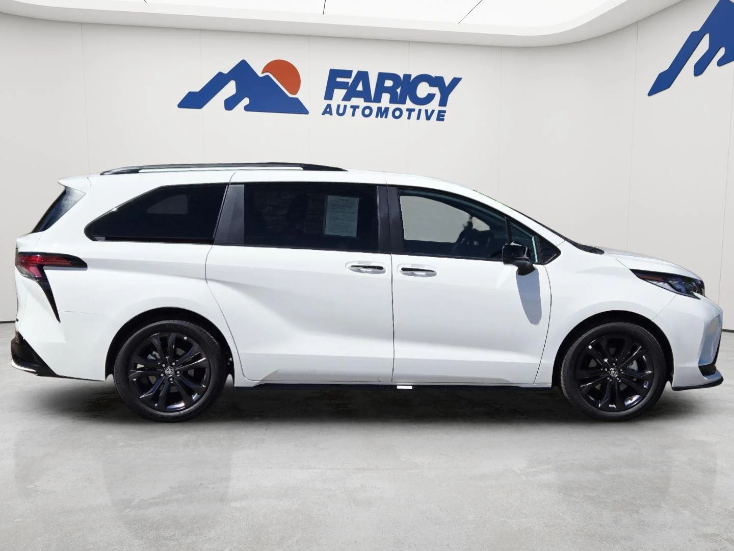 Used 2026 Ice Cap Toyota XSE image 8
