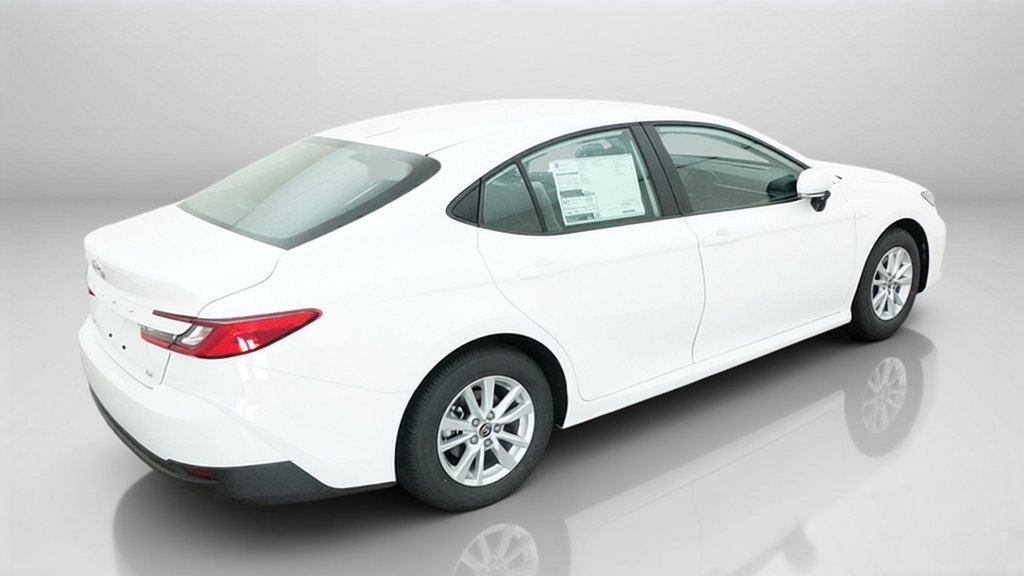 New 2026 Ice Cap Toyota LE image 39