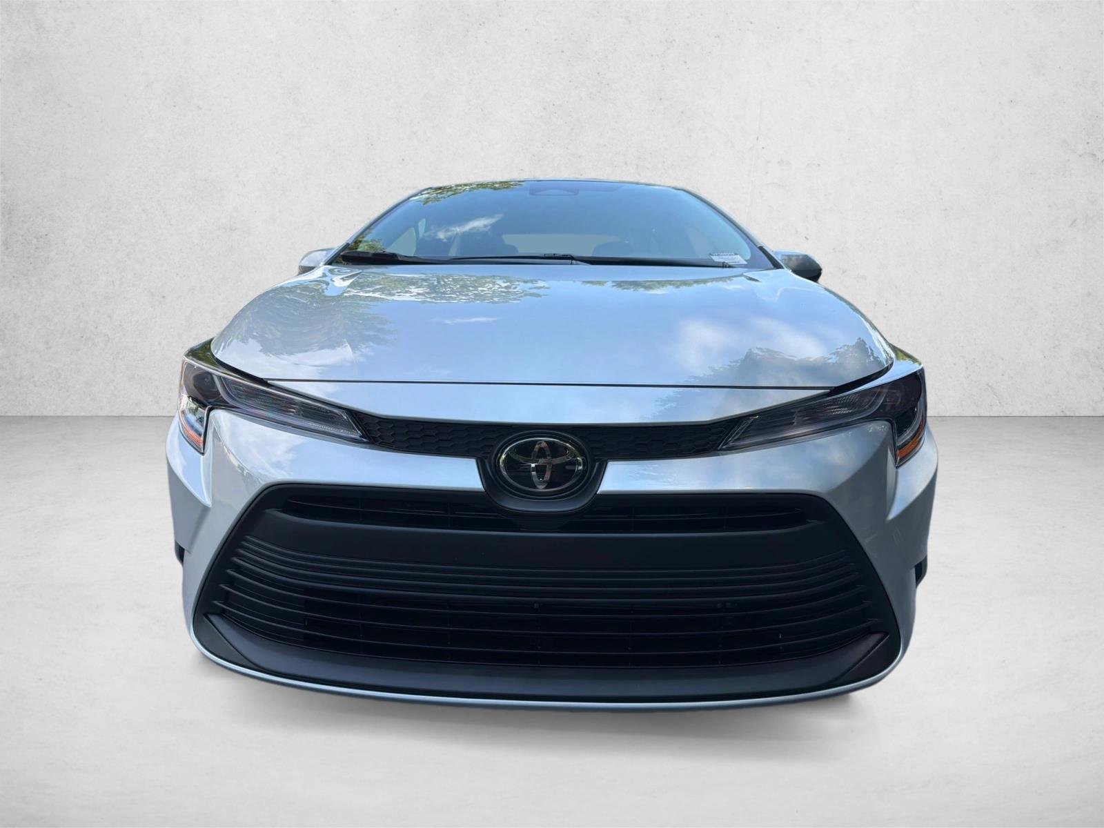New 2027 Classic Silver Metallic Toyota LE image 8