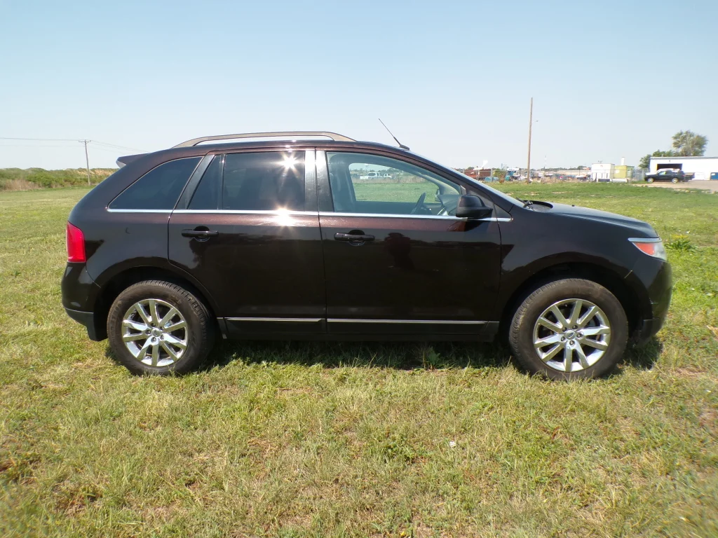 Used 2013 Kodiak Brown Metallic Ford Limited image 3