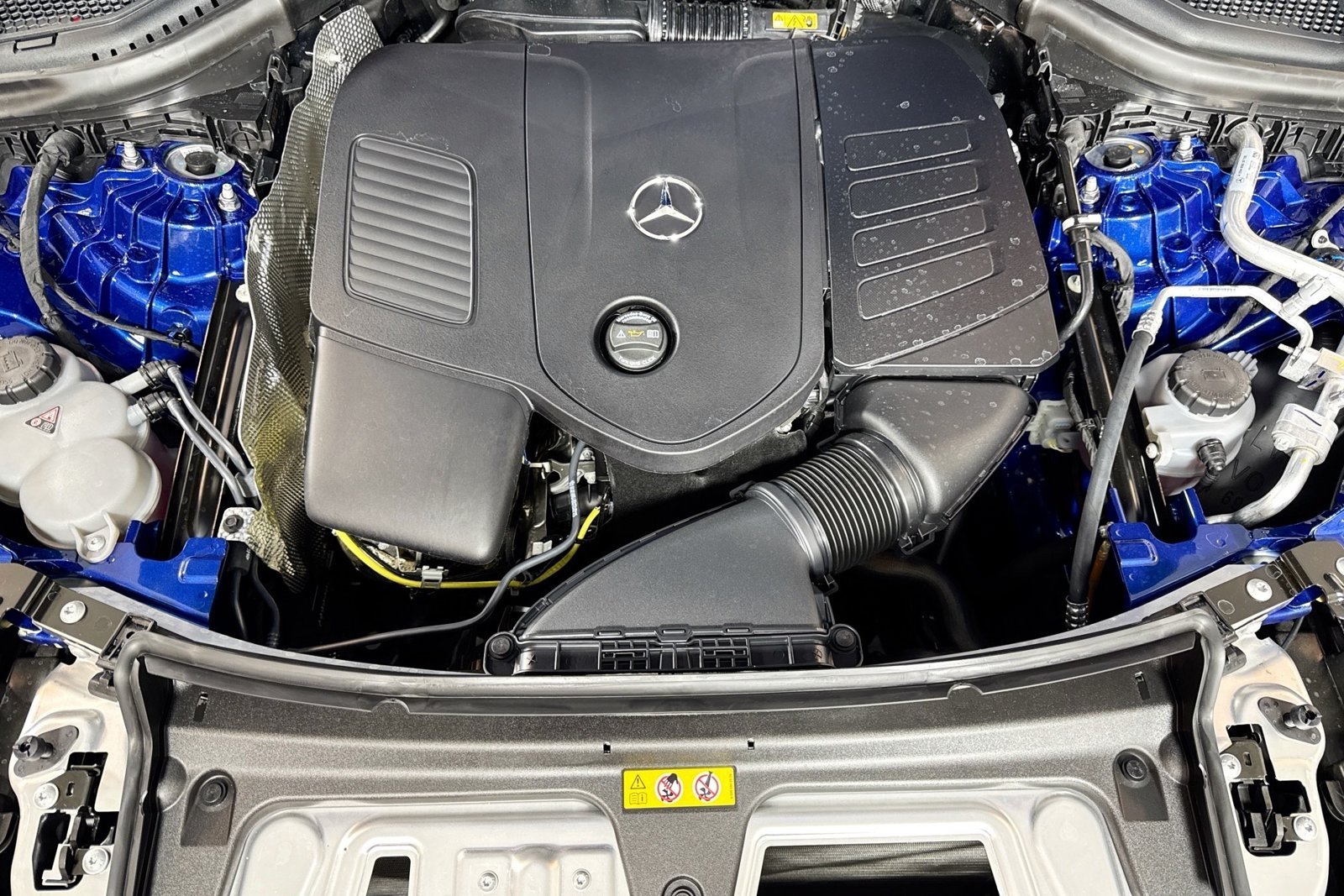 New 2026 Starling Blue Metallic Mercedes-Benz GLC 300 image 8