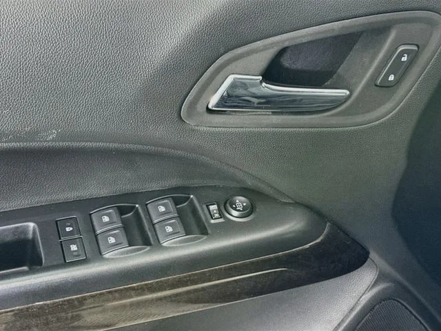 Used 2022 Black GMC Elevation image 18