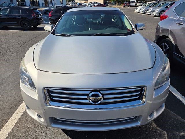 Used 2014 Brilliant Silver Metallic Nissan 3.5 SV image 2