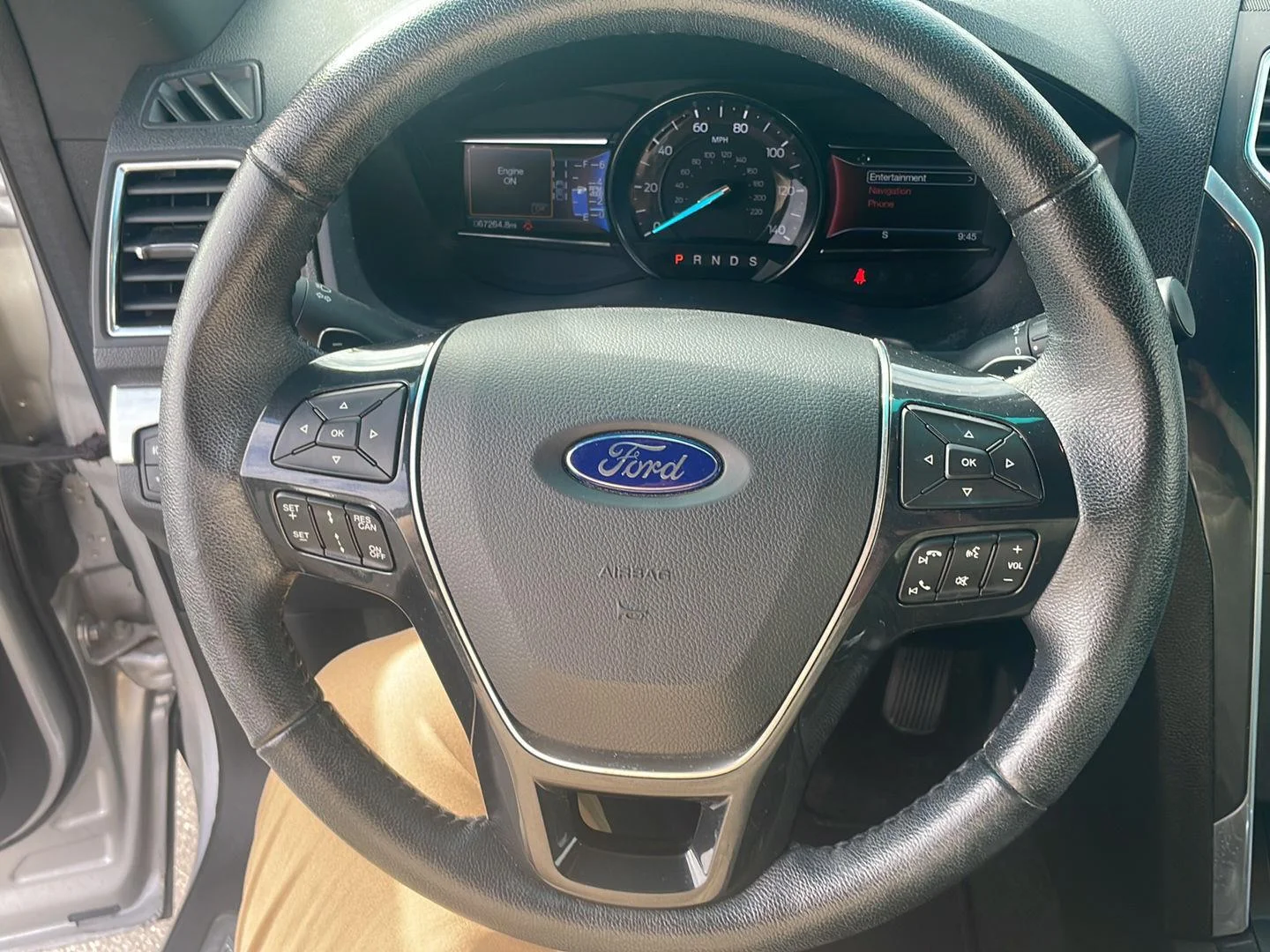 Used 2017 Ingot Silver Ford Limited image 5