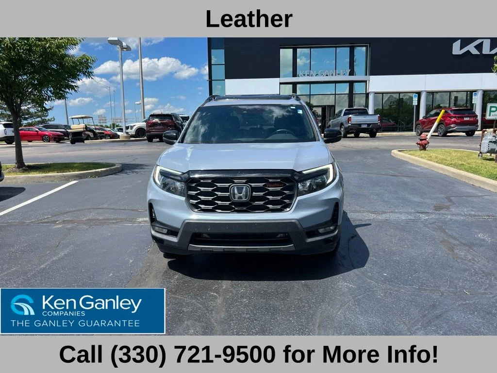 Used 2022 Gray Honda TrailSport image 2