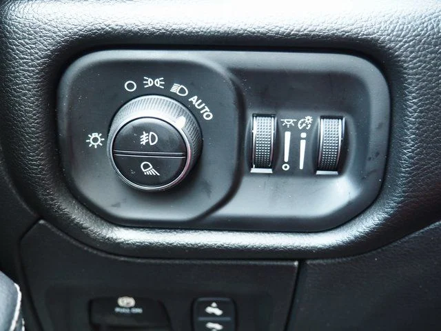 2026 RAM 1500 Rebel - Photo 24