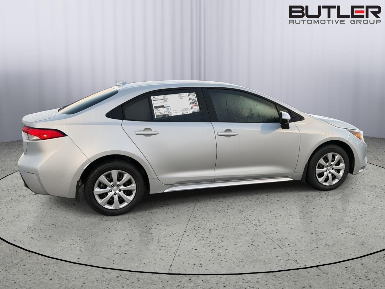 New 2027 Classic Silver Metallic Toyota LE image 7
