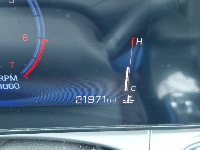 Used 2025 White Chevrolet LT image 11