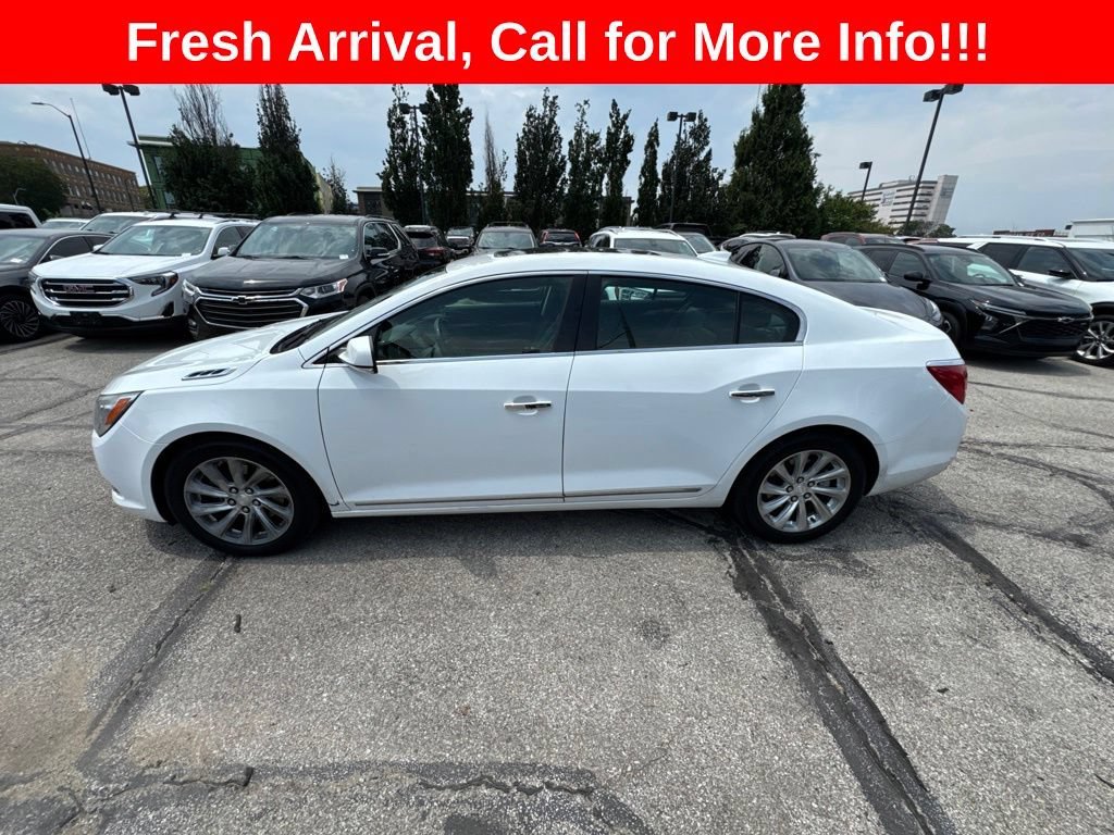 Used 2016 SUMMIT WHITE Buick Leather image 22