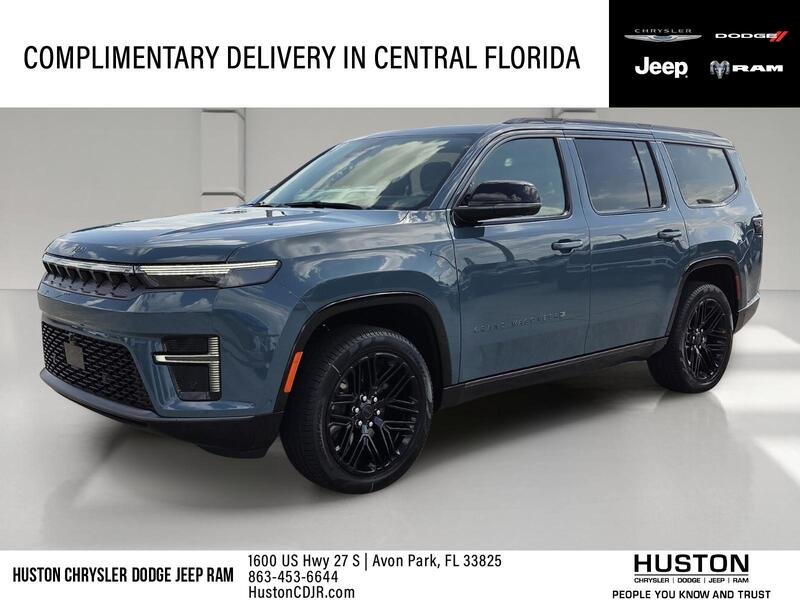 New 2026 Steel Blue Exterior Paint Jeep LIMITED RESERVE 4X4 image 1
