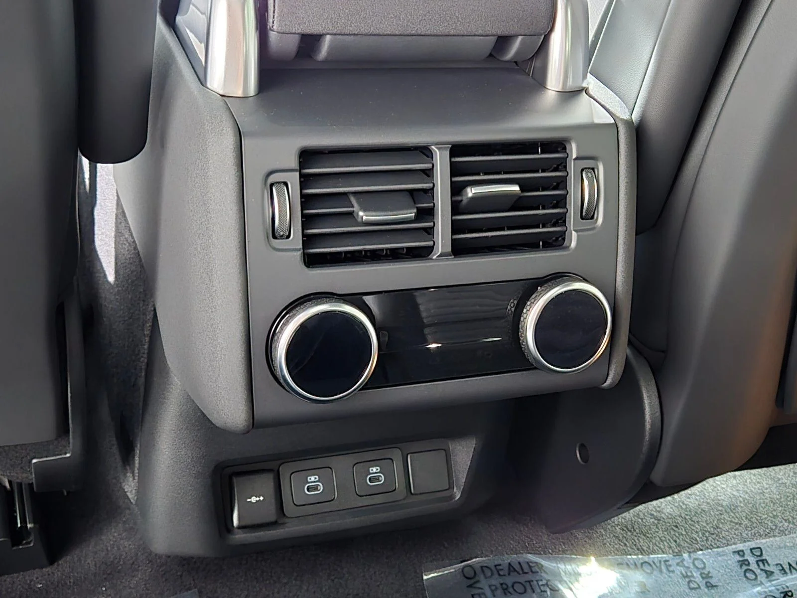 New 2026 Varesine Blue Land Rover Dynamic SE image 14