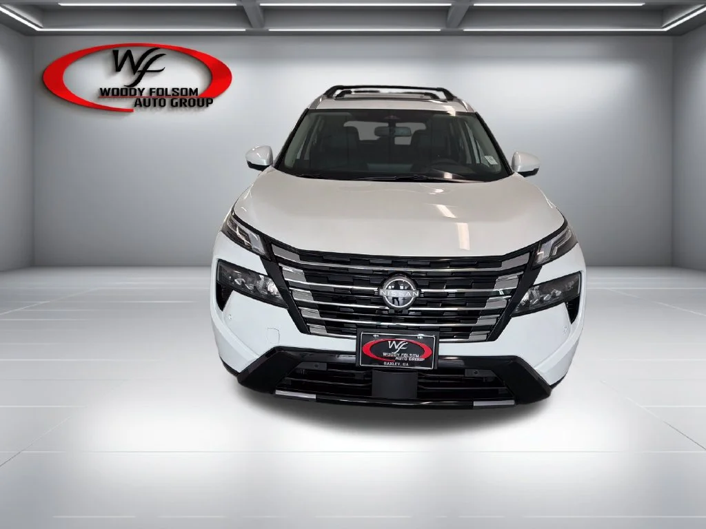 New 2026 Everest White Pearl TriCoat Nissan Platinum image 2