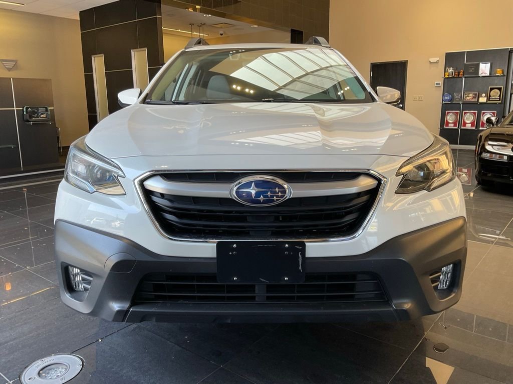 Used 2020 Subaru Outback Premium with VIN 4S4BTAEC1L3267235 for sale in Kansas City