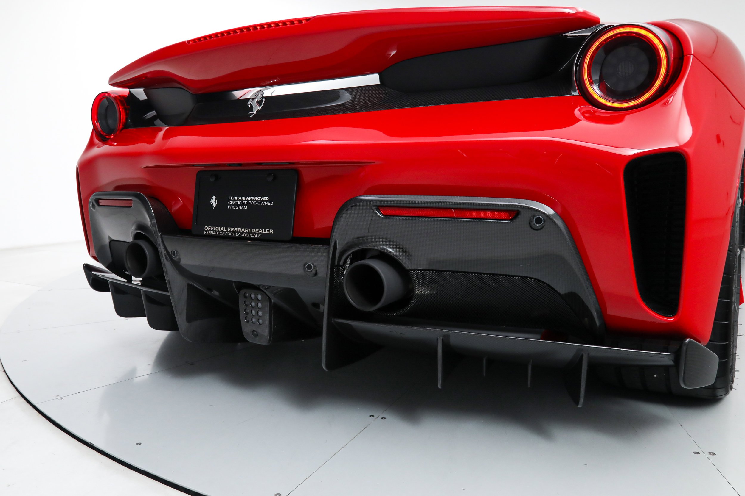 Used 2020 Red Ferrari  image 43