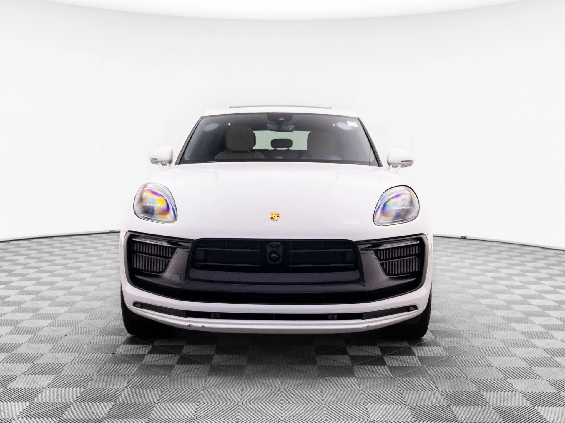 Used 2023  Porsche GTS image 9