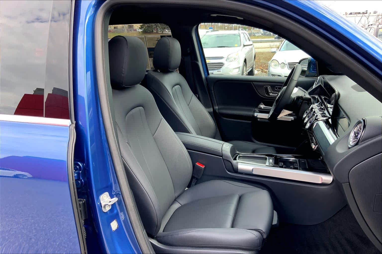 New 2026 Starling Blue Metallic Mercedes-Benz GLB 250 image 8