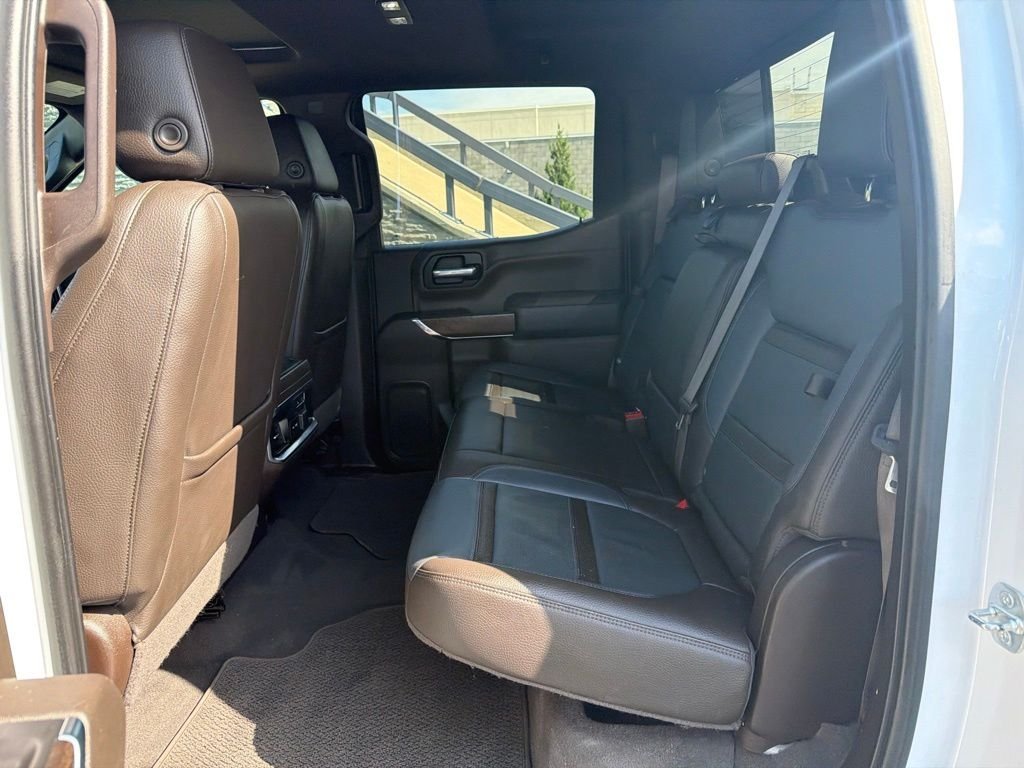 Used 2021 White GMC Denali image 13