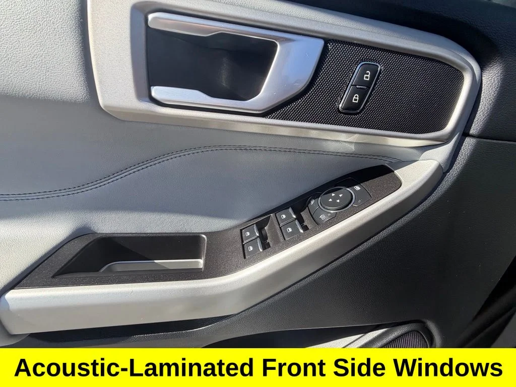 Used 2023 Gray Ford XLT image 15