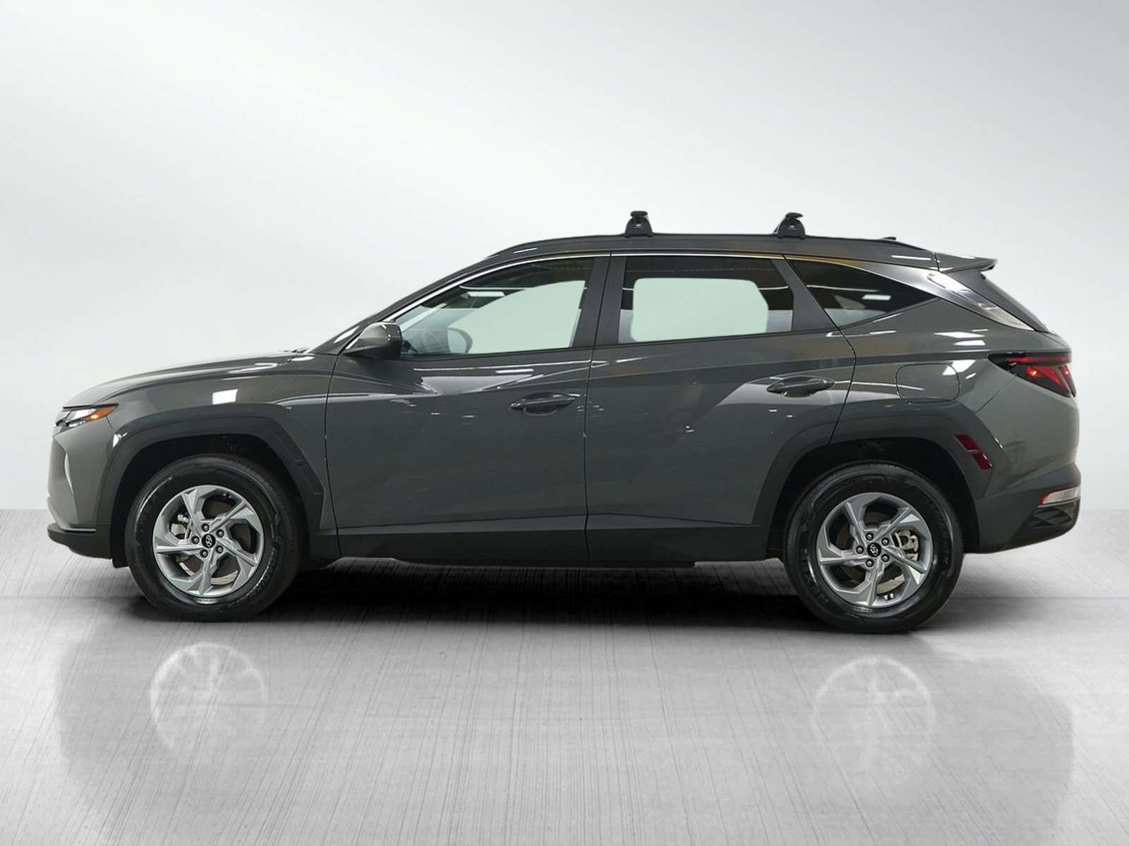 Used 2024 Hyundai Tucson SEL with VIN 5NMJBCDE5RH295633 for sale in South Saint Paul, Minnesota