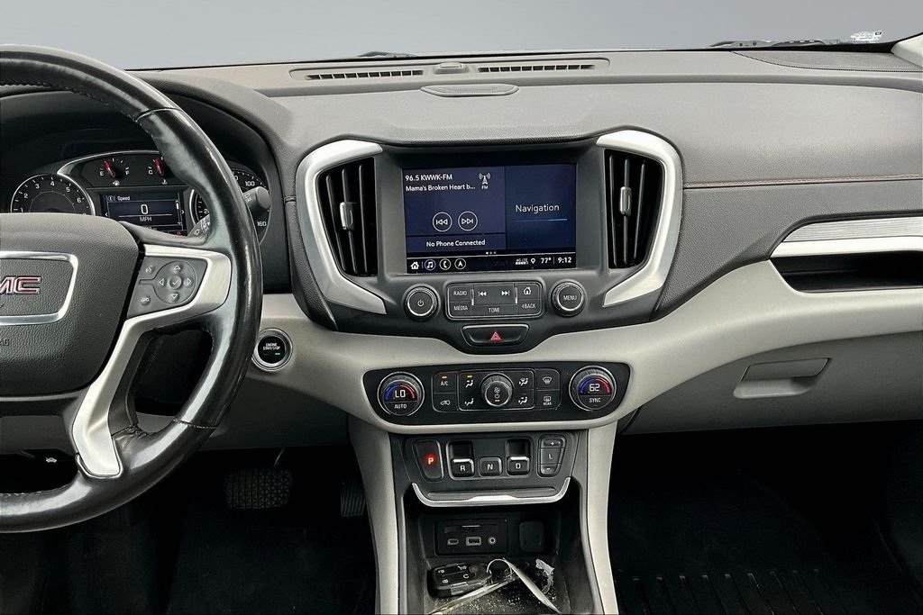 Used 2018 Gray GMC SLT image 9