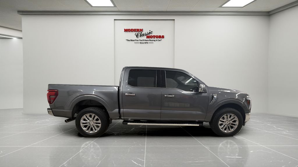 Used 2024 Gray Ford Lariat image 8
