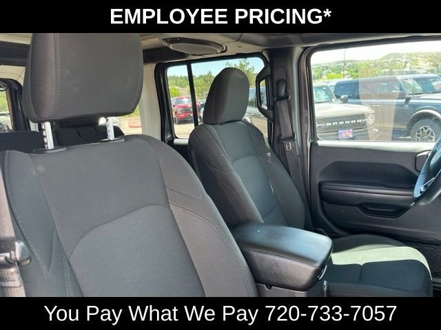 Used 2018 Granite Crystal Clearcoat Metallic Jeep Unlimited Sport S image 28