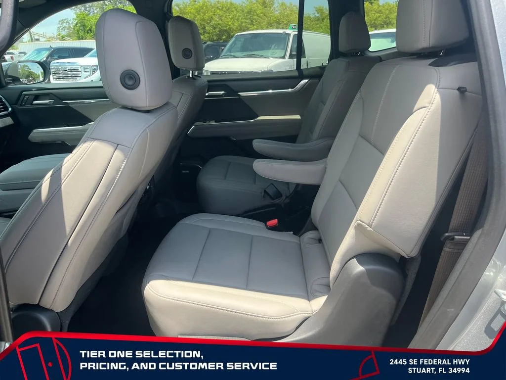 2026 GMC Acadia Elevation - Photo 11