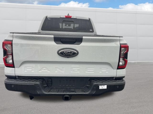 New 2026 Avalanche Ford XLT image 3