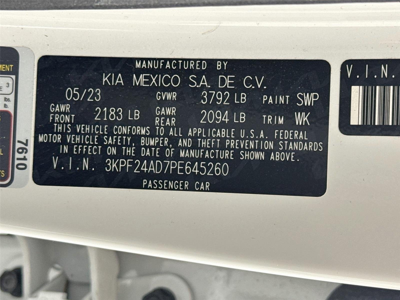 Used 2023 Snow White Pearl Kia LXS image 29