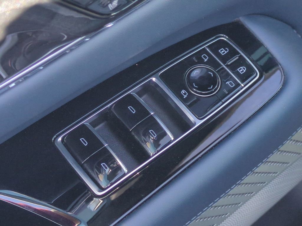 2025 Cadillac Escalade IQ Sport 2 - Photo 27