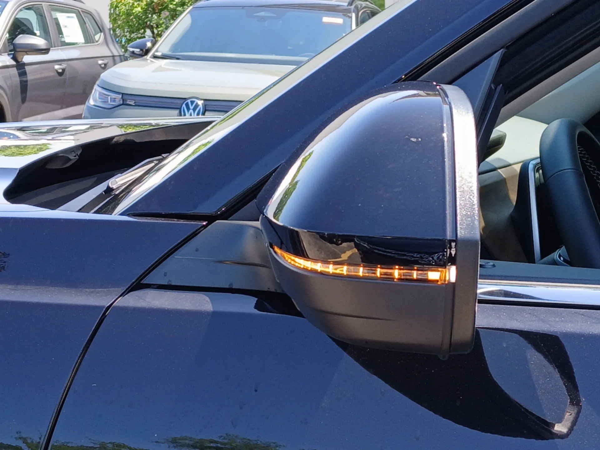 New 2026 Deep Black Pearl Volkswagen 2.0T SE image 26