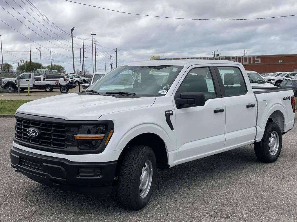 New 2026 White Ford XL image 7