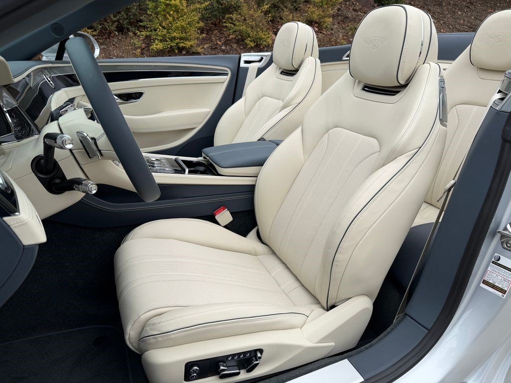 2026 Bentley Continental GTC - Photo 20
