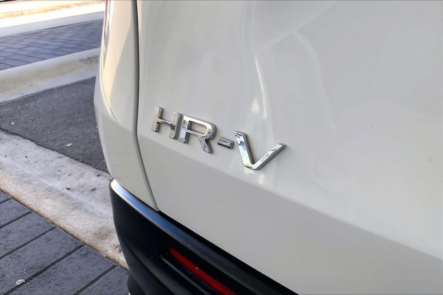 Used 2024 Platinum White Pearl Honda Sport image 33