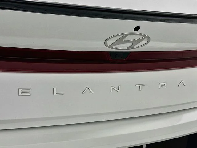 New 2026 Hyundai ELANTRA SEL Sport