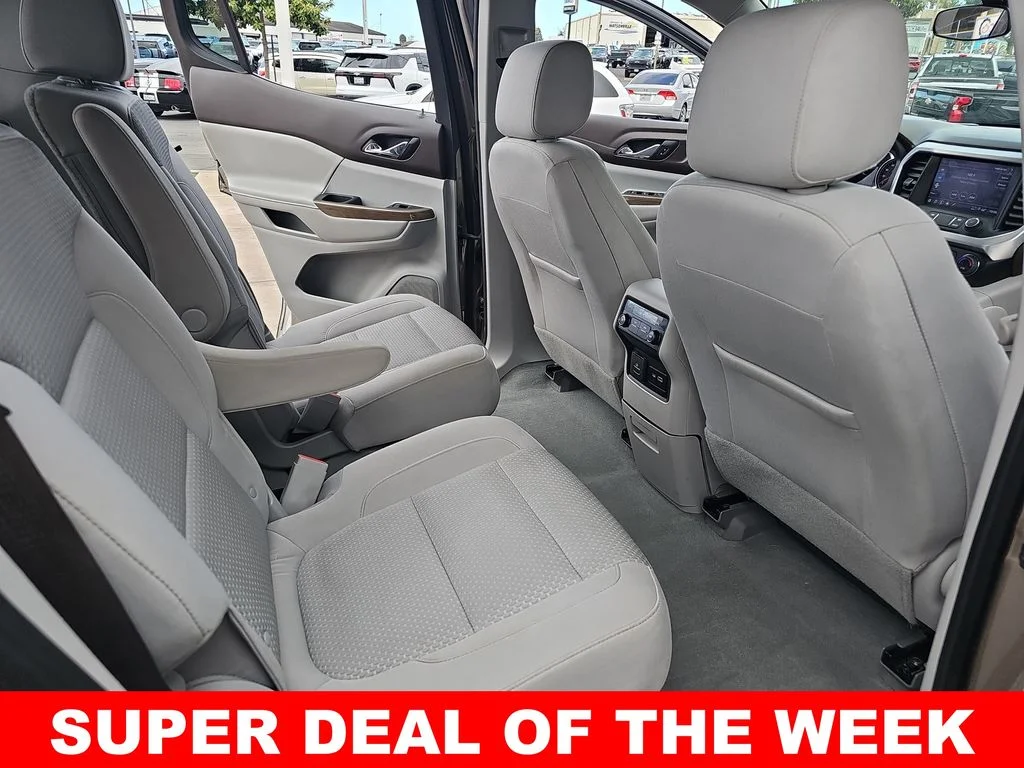Used 2023 Gray GMC SLE image 11