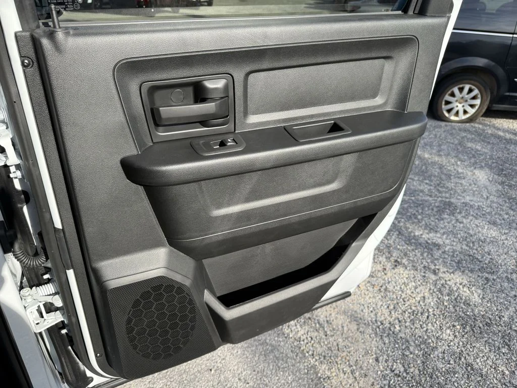 2026 RAM 3500 Tradesman - Photo 32
