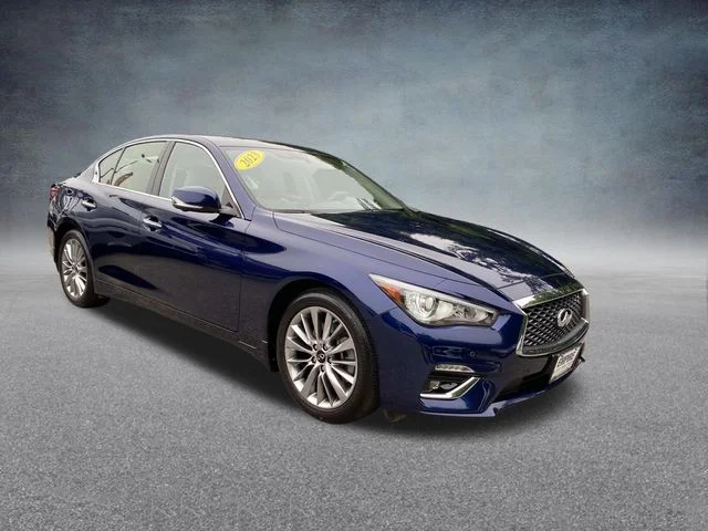 Used 2023 Blue INFINITI LUXE image 4