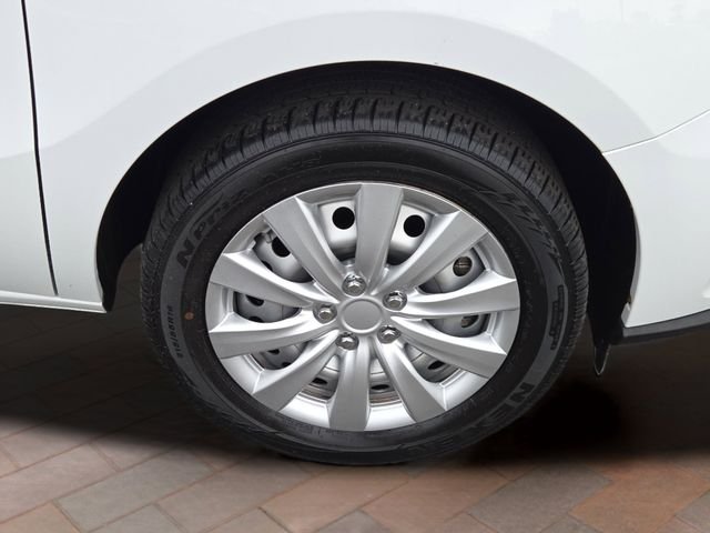 Used 2022 Bright White Ram Base image 17