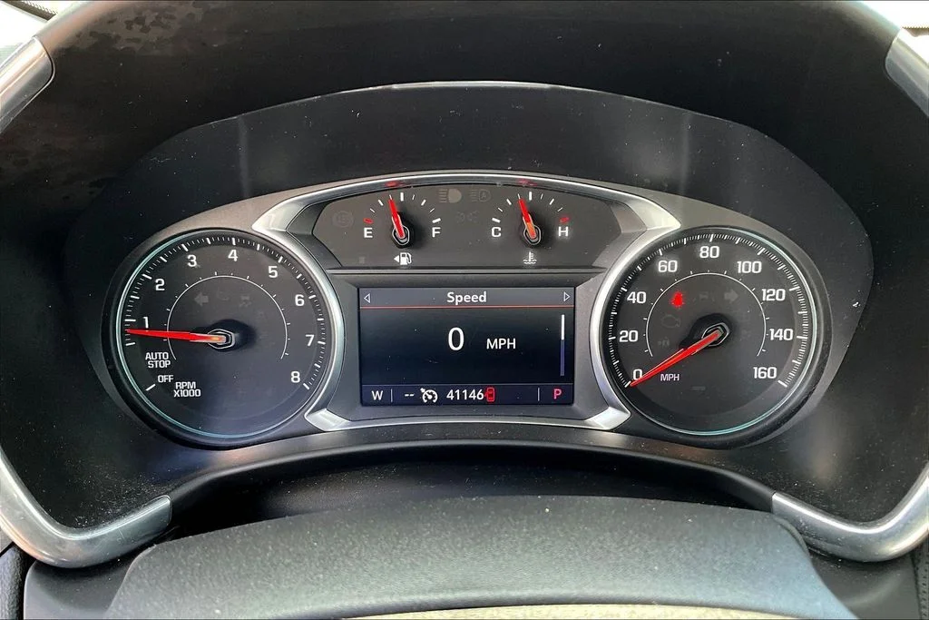 Used 2021 Summit White Chevrolet Premier image 13