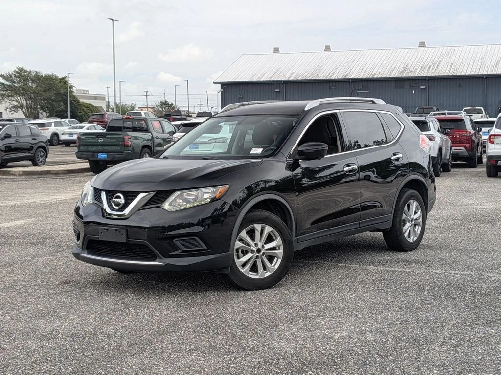 Used 2016 Black Nissan SV image 1