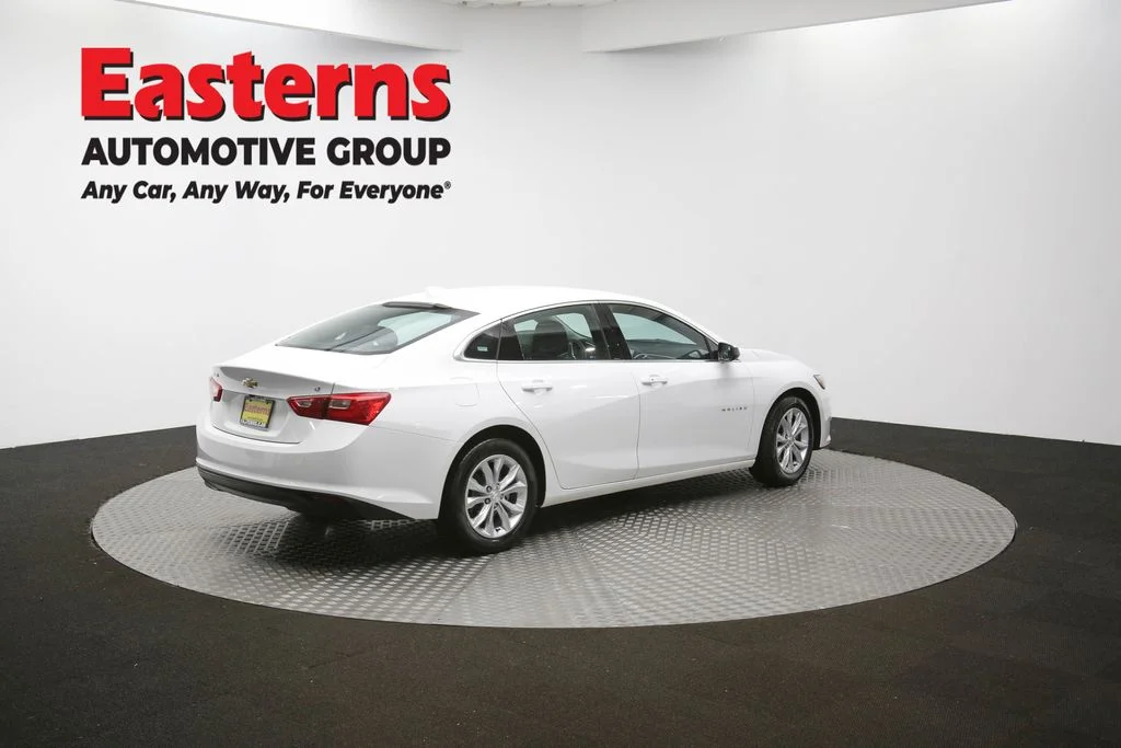Used 2023 White Chevrolet LT image 41