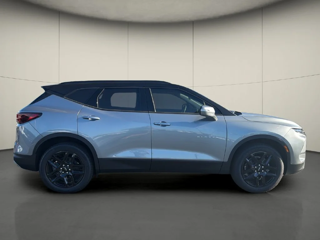 New 2026 Sterling Gray Metallic Chevrolet 3LT image 8