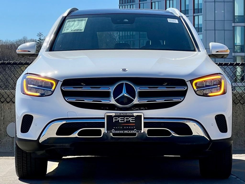 Certified Used 2022  Mercedes-Benz GLC 300 image 3