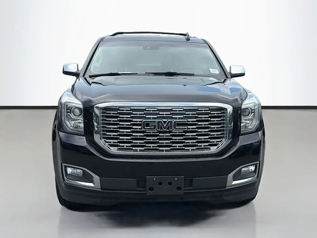 Used 2019 Onyx Black GMC Denali image 2
