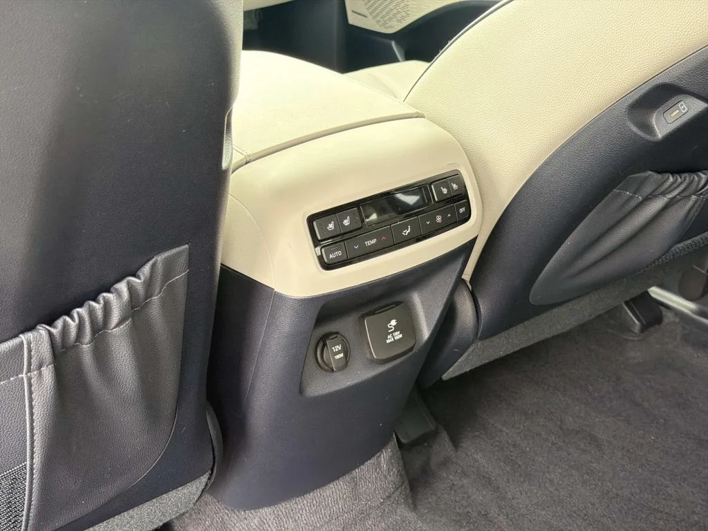 Used 2023 Gray Hyundai Limited image 24