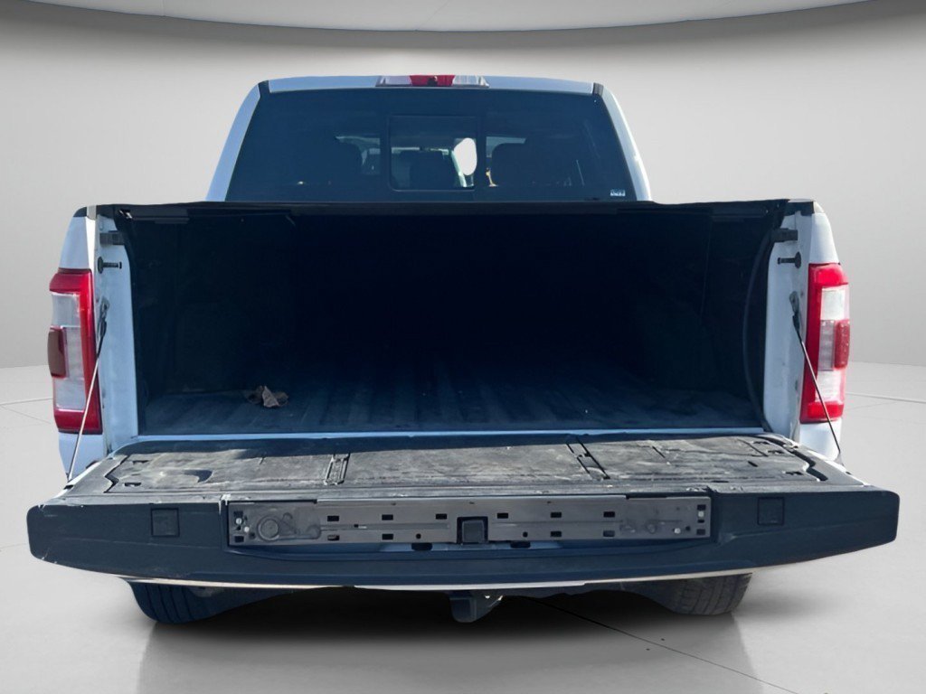 Used 2021 Oxford White Ford Lariat image 8