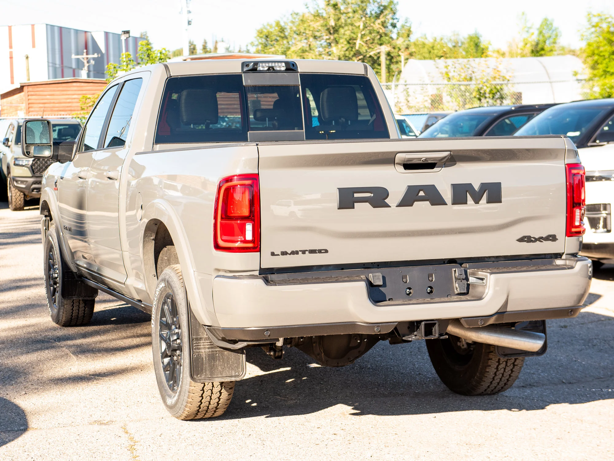 New 2026 Grey RAM Limited Night* Crew Cab 4x4, Sunroof, Level 1 Equip Group image 4